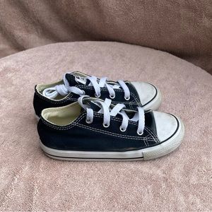 Kids converse